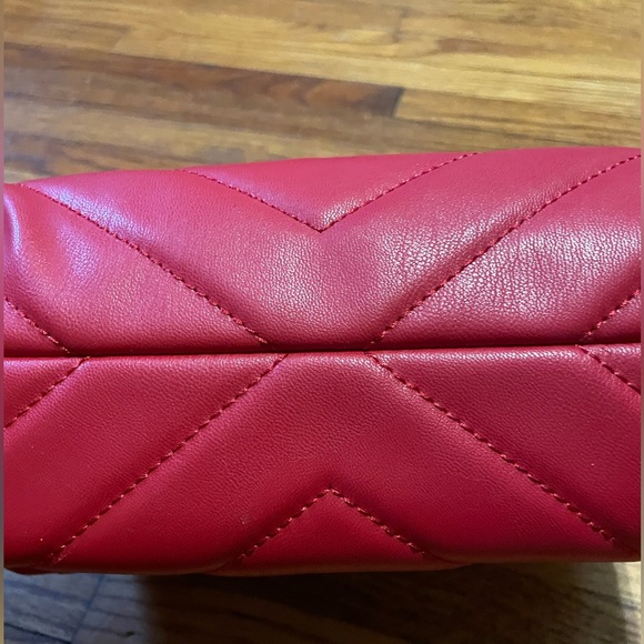 EUC Badgley Mischka Crossbody - Picture 7 of 13